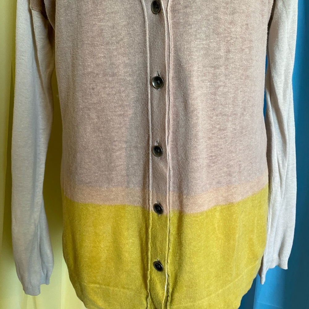 Color Block Cardigan - Picture 2 of 9